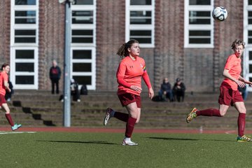 Bild 332 - F Walddoerfer SV : FC St. Pauli 2 : Ergebnis: 6:0